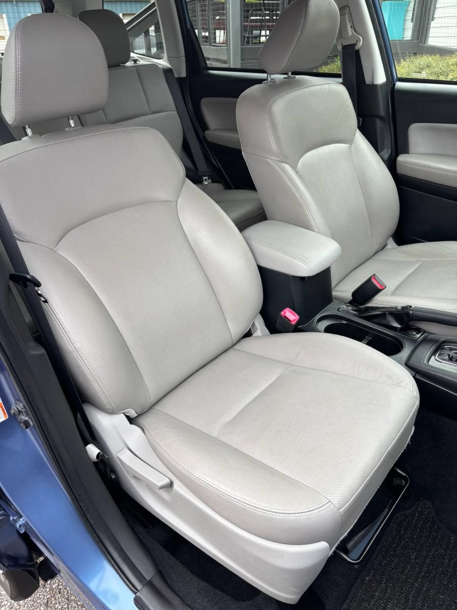 Used 2015 Subaru Forester 2.5i Touring w/ Eyesight & Navigation System AWD/4WD image 14