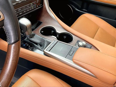 Used 2022 Lexus RX 350L FWD w/ Premium Package image 15