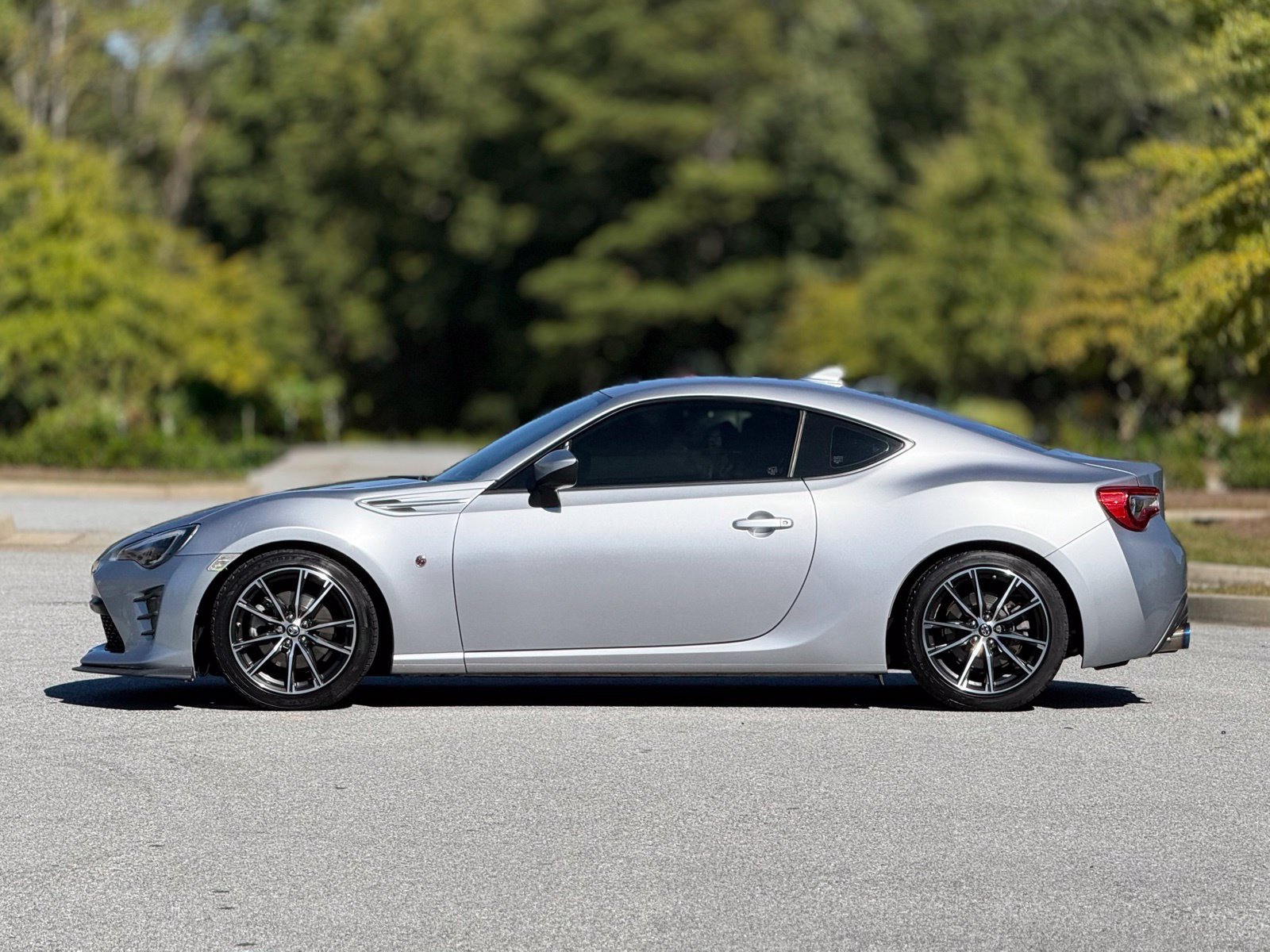 Used 2020 Toyota 86 RWD image 9