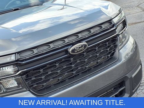 Certified 2024 Ford Maverick XLT w/ XLT Luxury Package AWD/4WD image 29