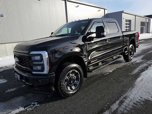 Used 2024 Ford F350 Lariat w/ Sport Appearance Package image 4