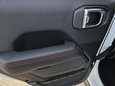 New 2026 Jeep Wrangler Unlimited Rubicon image 13