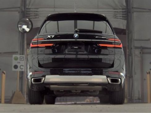Used 2024 BMW X7 xDrive40i w/ Executive Package AWD/4WD image 6
