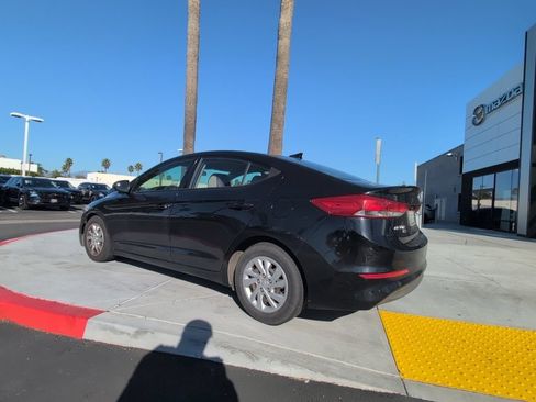 Used 2017 Hyundai Elantra SE FWD image 13