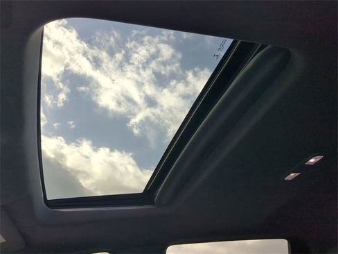 Used 2020 Chevrolet Silverado 1500 LT Trail Boss image 23