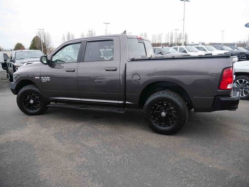 Used 2019 RAM 1500 Big Horn image 23