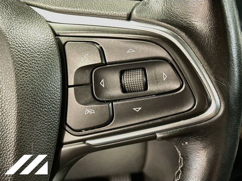 Used 2021 Buick Encore GX Essence w/ Advanced Technology Package AWD/4WD image 13
