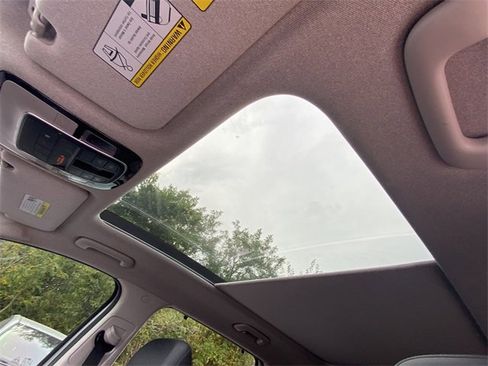 Used 2021 Hyundai Santa Fe Limited image 32