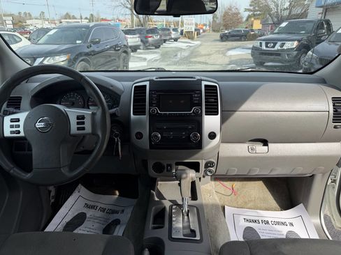 Used 2018 Nissan Frontier S image 24