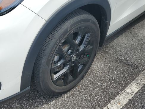 Used 2023 Honda HR-V Sport image 6