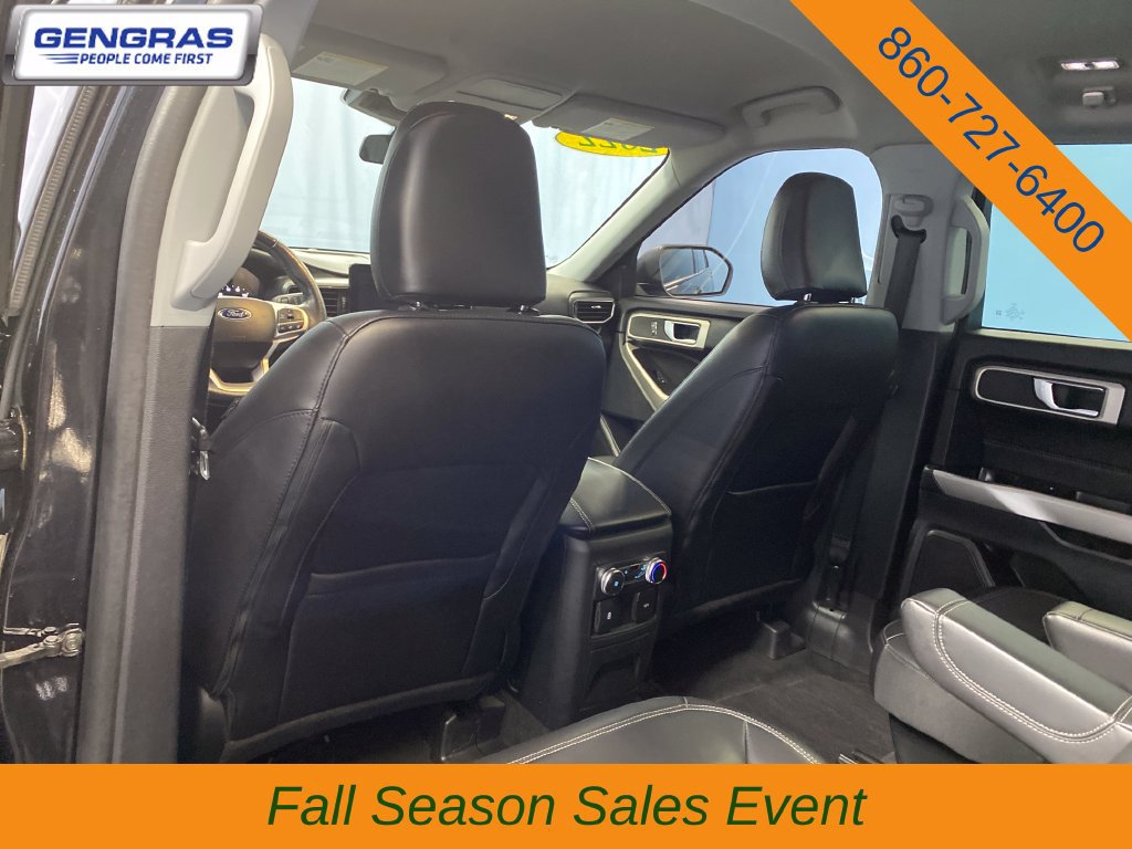 Used 2022 Ford Explorer XLT w/ Equipment Group 202A AWD/4WD image 30