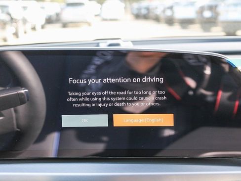 Used 2025 Cadillac Lyriq Sport image 14