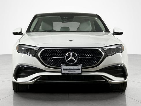 Used 2025 Mercedes-Benz E 350 Sedan image 8