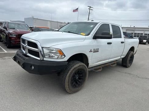 Used 2016 RAM 3500 Tradesman w/ Chrome Appearance Group image 2