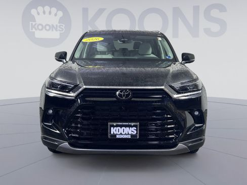 Used 2026 Toyota Grand Highlander AWD image 4