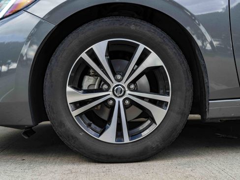 Used 2023 Nissan Sentra SV FWD image 14