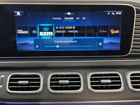 Used 2024 Mercedes-Benz GLE 53 AMG AMG GLE 53 w/ Driver Assist Pa image 29