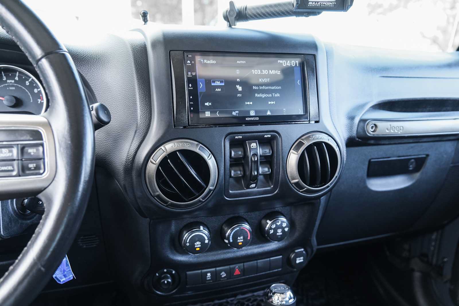 Used 2018 Jeep Wrangler Unlimited Sport AWD/4WD image 31