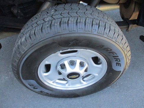 Used 2018 Chevrolet Silverado 2500 W/T w/ WT Convenience Package image 40