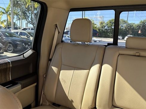 Used 2018 Ford F150 Lariat image 18