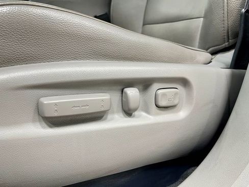 Used 2012 Honda Pilot EX-L image 16