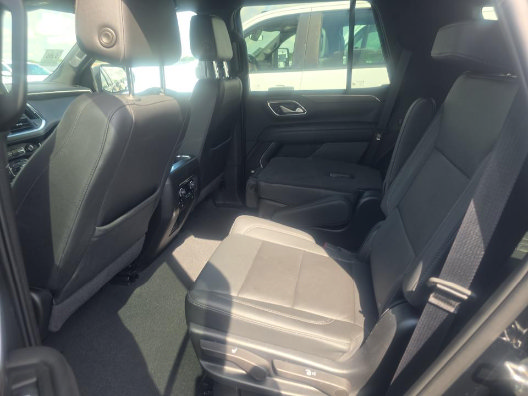 Used 2022 Chevrolet Tahoe LT w/ Luxury Package RWD image 5