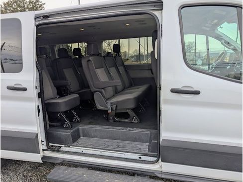 Used 2023 Ford Transit 350 XLT image 11