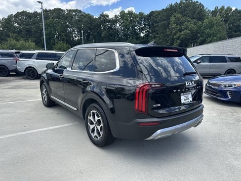 Certified 2022 Kia Telluride EX AWD/4WD image 8