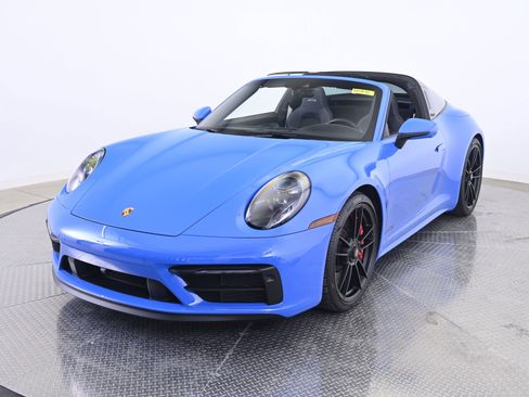 Certified 2022 Porsche 911 Targa 4S AWD/4WD image 1