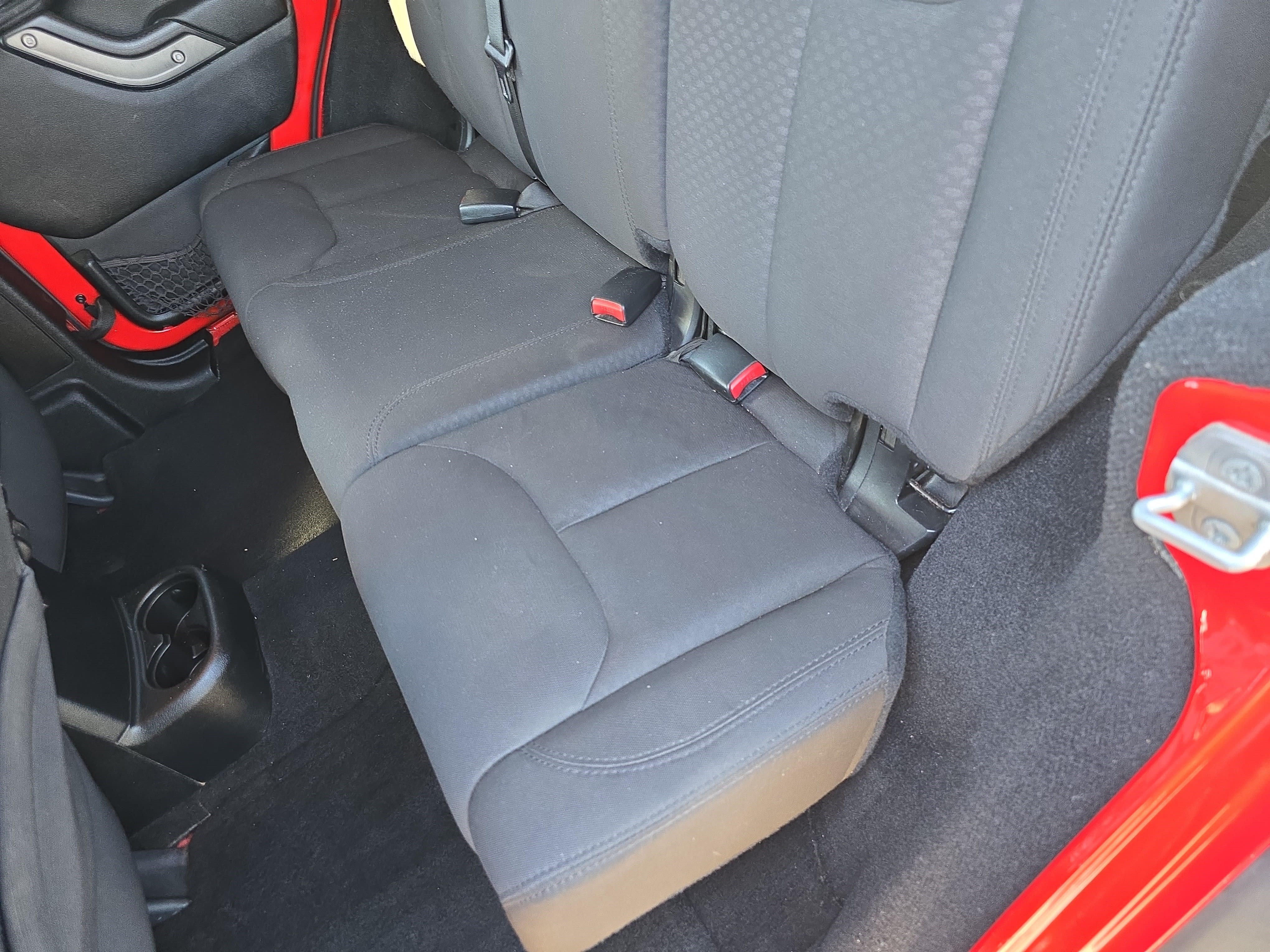 Used 2015 Jeep Wrangler Unlimited Sport w/ Quick Order Package 24S AWD/4WD image 13