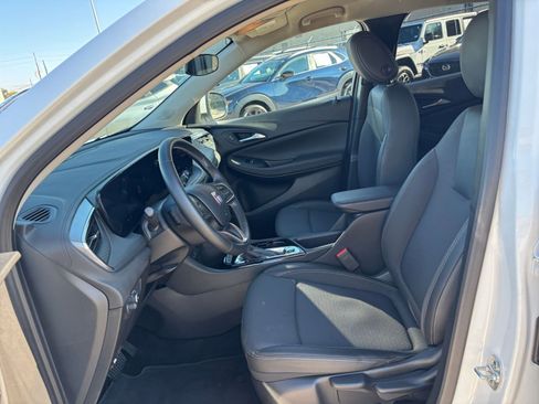 Used 2025 Buick Encore GX Preferred image 24