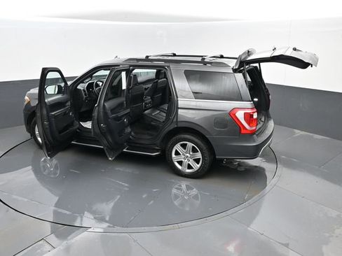 Used 2019 Ford Expedition XLT w/ Equipment Group 202A image 29