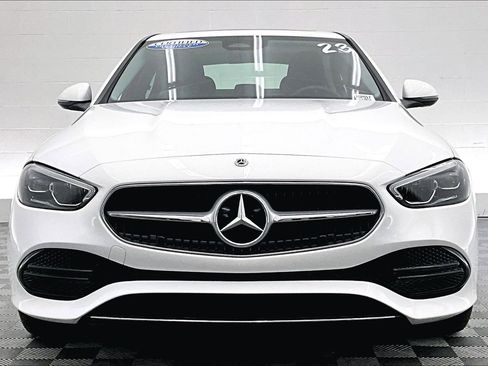 Used 2023 Mercedes-Benz C 300 Sedan image 2