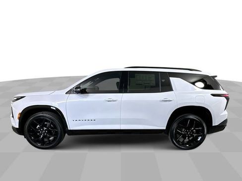 New 2026 Chevrolet Traverse RS w/ LPO, Floor Liner Package AWD/4WD image 5