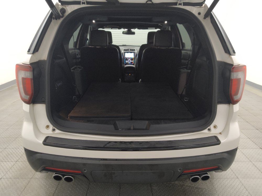 Used 2018 Ford Explorer Sport w/ Ford Safe & Smart Package AWD/4WD image 29