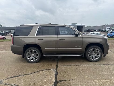 Used 2016 GMC Yukon Denali w/ Open Road Package AWD/4WD image 14