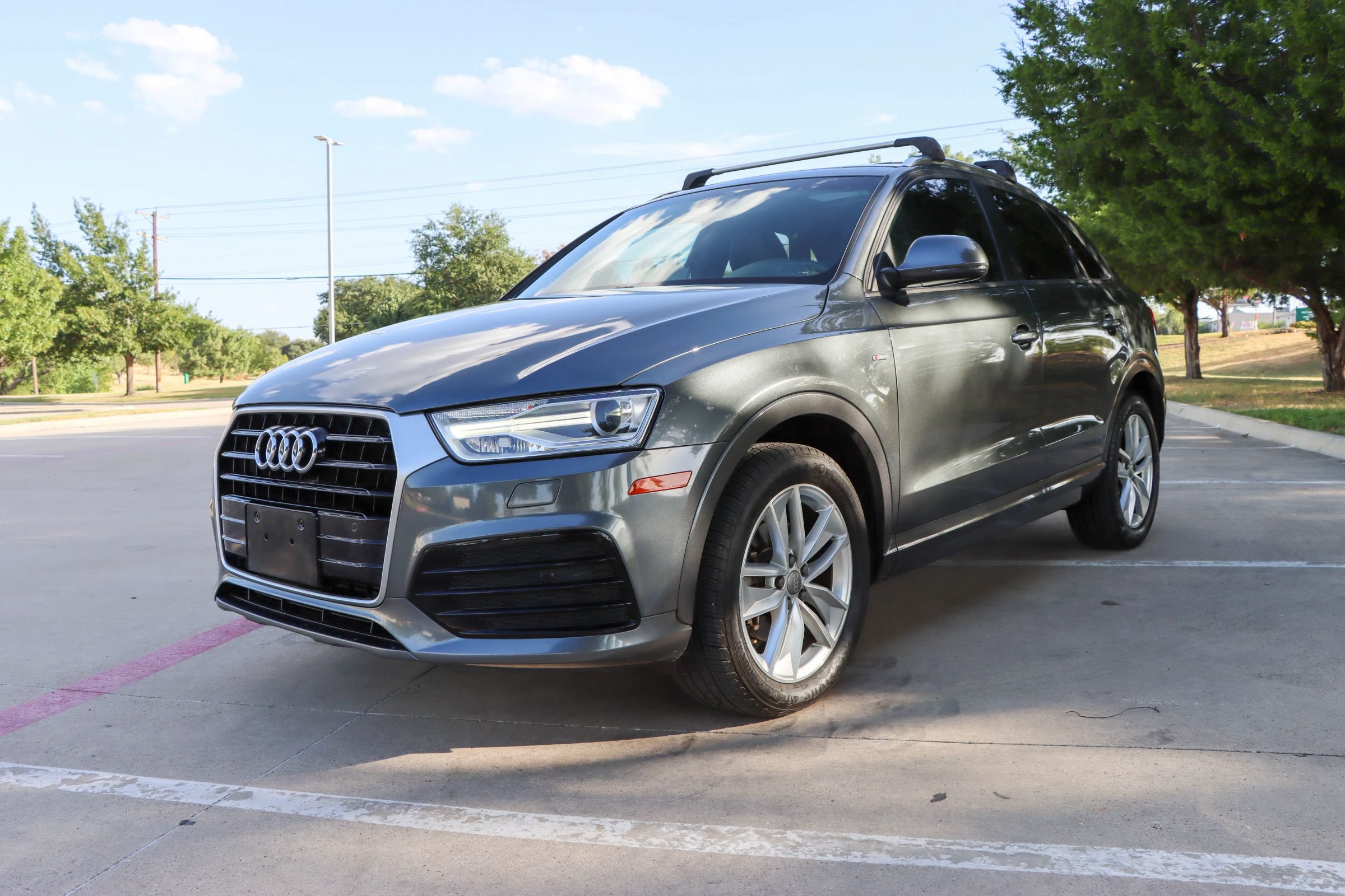 Used 2018 Audi Q3 2.0T Premium FWD image 3