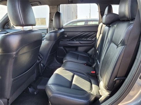 Used 2022 Mitsubishi Outlander SEL image 10