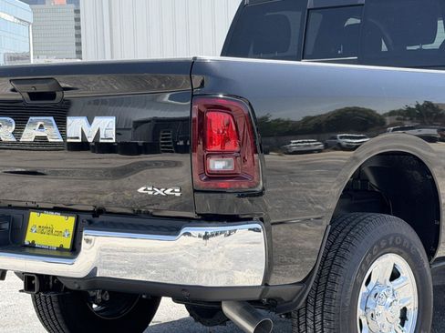 Used 2025 RAM 2500 Tradesman AWD/4WD image 10