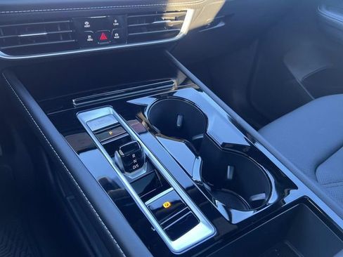 New 2026 Volkswagen Atlas Cross Sport SE image 21