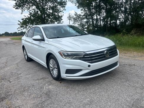 Used 2019 Volkswagen Jetta S w/ Driver Assistance Package FWD image 1