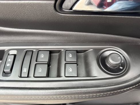 Used 2022 Buick Encore Preferred w/ Safety Package II image 19