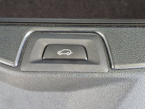 Certified 2024 BMW X5 xDrive40i w/ Premium Package image 33