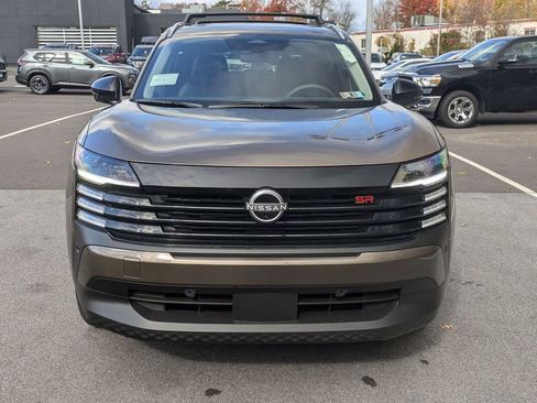 New 2026 Nissan Kicks SR w/ SR Premium Package image 2