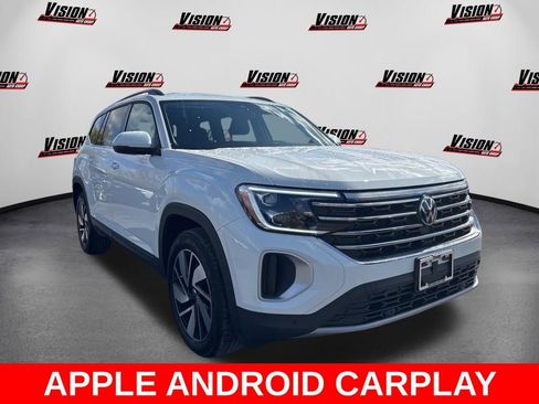 Used 2025 Volkswagen Atlas SE AWD/4WD image 3
