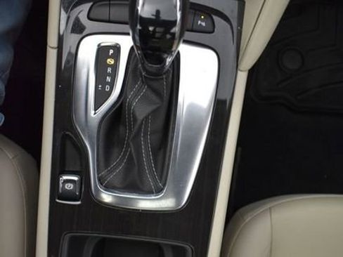 Used 2018 Buick Regal Essence w/ Driver Confidence Package #1 image 26