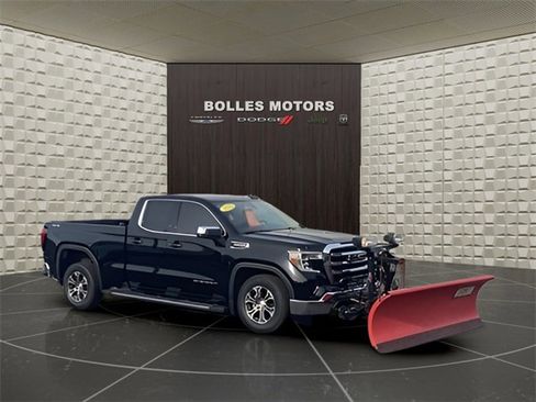 Used 2020 GMC Sierra 1500 SLE w/ SLE Value Package image 8