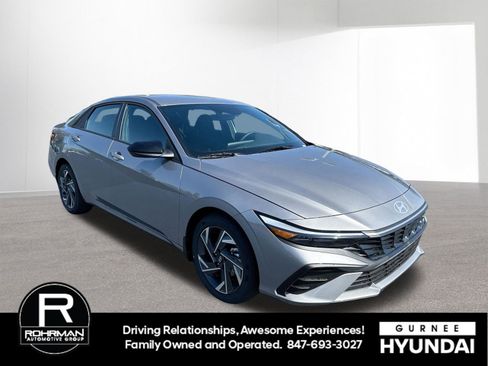 New 2025 Hyundai Elantra Sport image 2