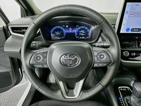Used 2026 Toyota Corolla SE w/ SE Package FWD image 11
