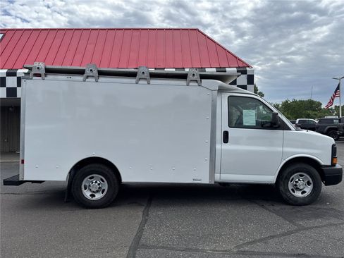 Used 2014 Chevrolet Express 3500 RWD image 8
